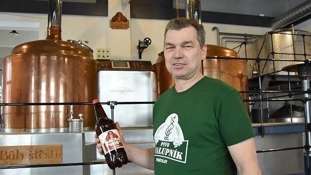 Vaříme 50 tisíc litrů piva ročně, říká majitel pivovaru v Perštejně