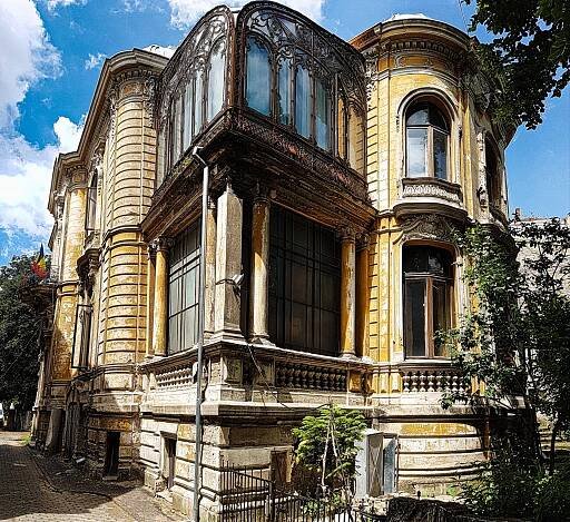 Macca House