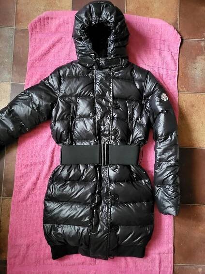 Zimní bunda MONCLER,vel. S