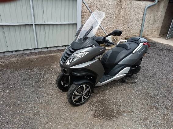 Peugeot Metropolis 400i rv. 2018 Stačí řidičák skupiny B