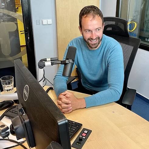 Martin Úbl: Stezku Českem může jít každý. V první sezóně ji ušlo sedm lidí | Host Frekvence 1