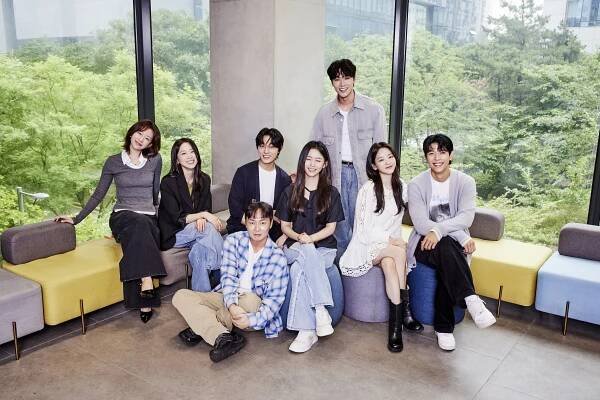 'Squid Game's Kim Si-eun & Roh Jae-won Join 'All Of Us Are Dead' Cast
