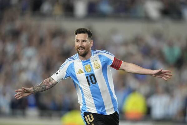 Messi žiadostivo chcel Holanďanku. Tá však bola od neho staršia a dokonca aj zadaná - FOTO