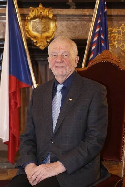 Rytíř lékařského stavu - MUDr. František Koukolík, DrSc. - Česká lékařská komora