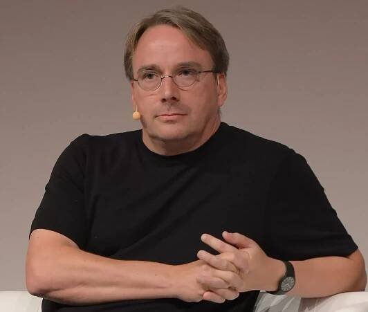 Linus Torvalds apologizes for years of "unprofessional rants," is taking break from Linux
