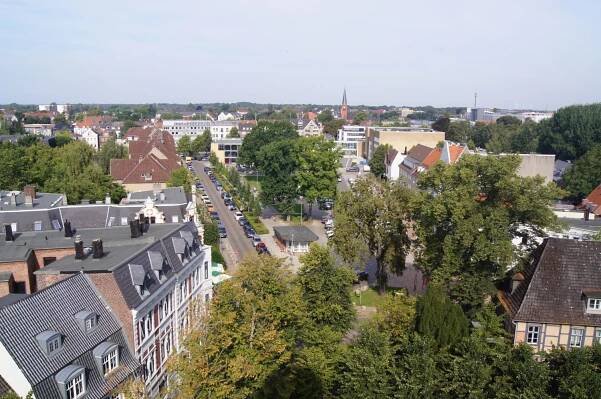 Blick von der Vicelinkirche 