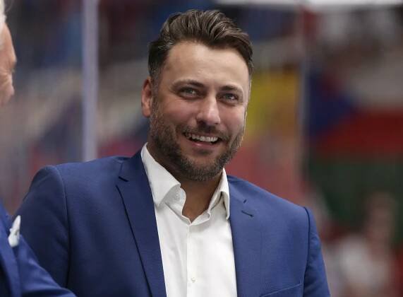 FOTO: Ondřej Pavelec je u českého národního hokejového týmu. – stránka 6
