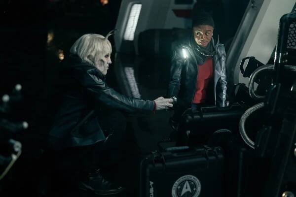 Star Trek: Podivné nové světy - Všichni na cestách - Z filmu - Bruce Horak, Celia Rose Gooding