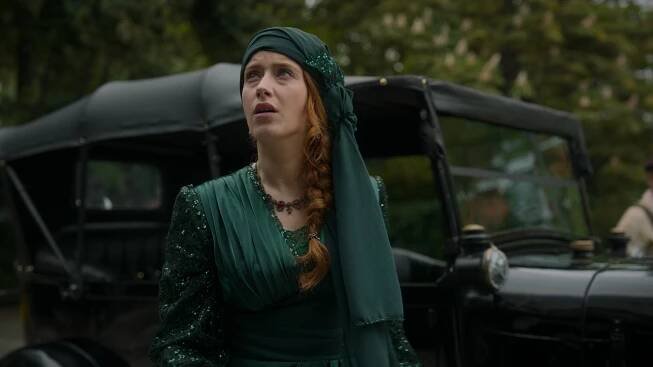 Půlnoc v hotelu Pera Palace - Kořeny - Z filmu - Hazal Kaya