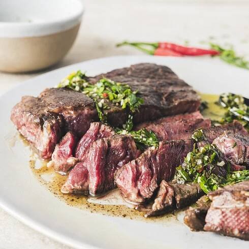 *Entrecôte cuite sous vide, sauce chimichurri - recept undefined | Tefal