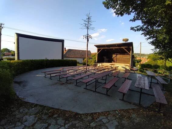 Letní kino | Obec Ořechov a místní část Ronov