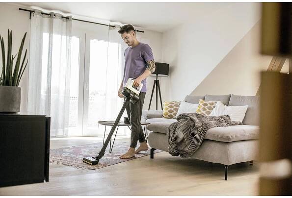 Karcher VC 4 Cordless myHome tyčový vysavač, 78 dB, 2 rychlosti provozu, cyklónová technologie, funkce Boost