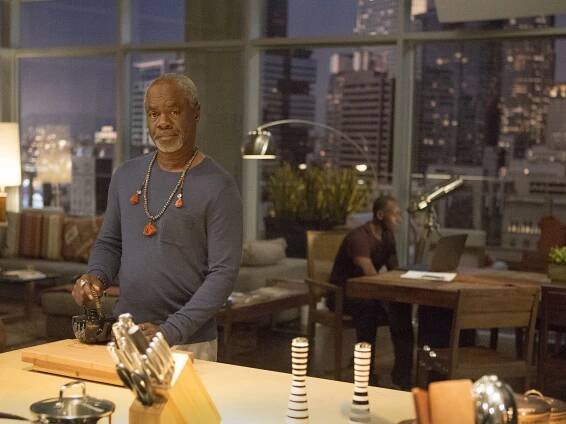 Profesionální lháři - Chvála penězům - Z filmu - Glynn Turman