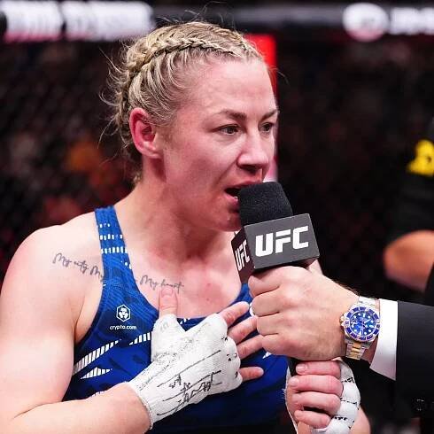 Molly McCann announces shock third career as ex-UFC and Liverpool women's star signs deal
