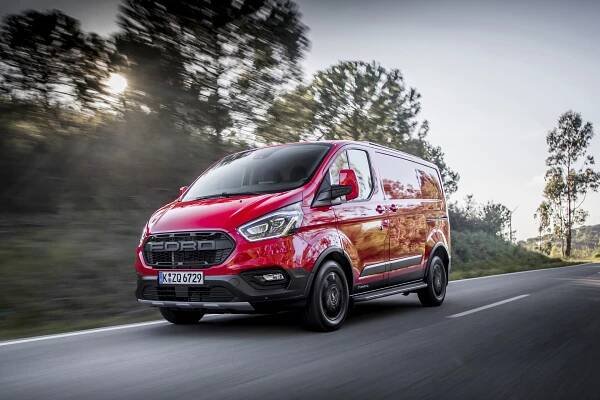 Ford spravil Transit a Tourneo na terénny štýl - AutoGrip