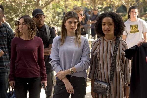 Grown-ish - Kdo mě zastaví - Z filmu - Francia Raisa, Emily Arlook, Yara Shahidi