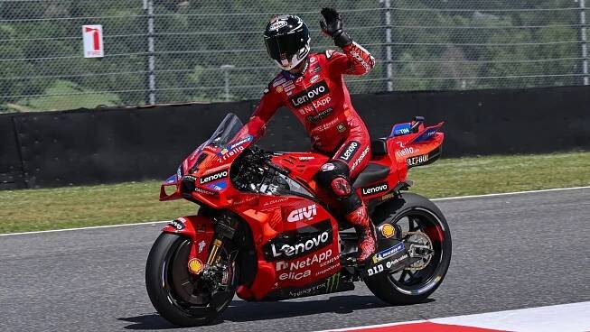 Bagnaia ovládl domácí sprint. Salačovi se kvalifikace na Velkou cenu nepovedla
