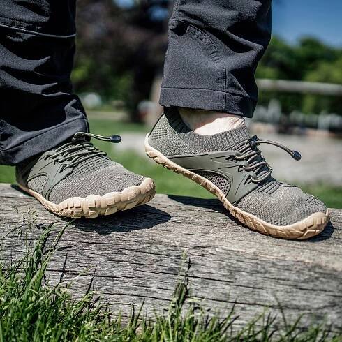 371851_0825060050_BOSKY_Khaki_Barefoot_mood_2.jpg