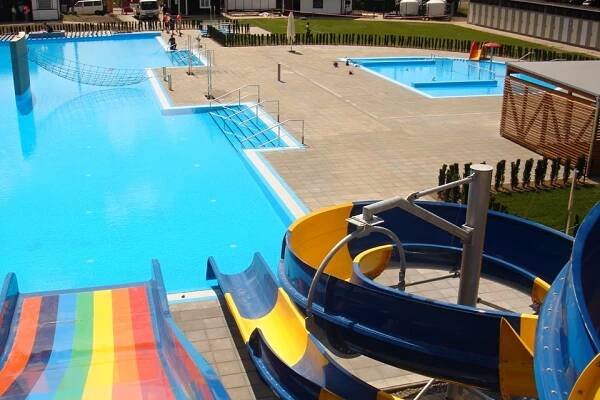 Krnov: Místo koupaliště funguje krytý bazén a sauna