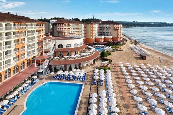 Hotel Sol Luna Bay Resort & Aquapark, Bulharsko Obzor - 15 990 Kč Invia