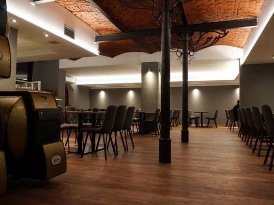 Prostory restaurace Stodola