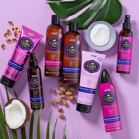 3 Beauty Editors on How They Keep Their Curls Soft and Bouncy