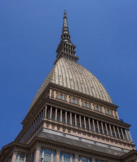 Soubor:Mole Antonelliana in Turin.jpg – Wikipedie