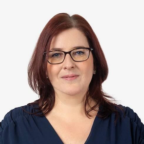 „Nebojte se toho. Už teď jste připraveni,“ říká absolventka, která se stala svobodnou účetní.