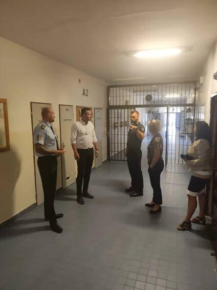 Poslanec Jan Kuchař na návštěvě věznice
