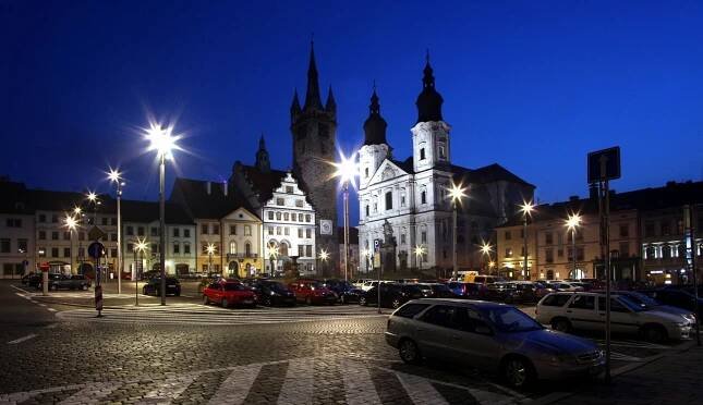 01_hlavni_namesti-Miru-v-Klatovech_B_1