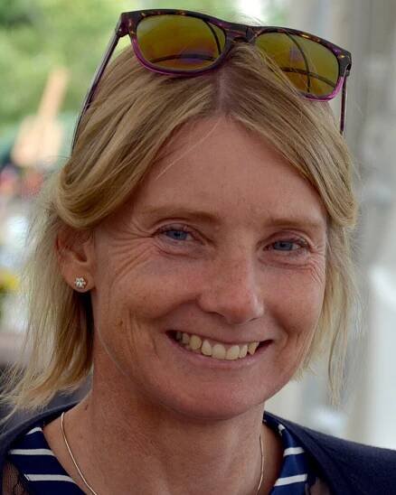 Soubor:Štěpánka Hilgertová (2017).jpg – Wikipedie