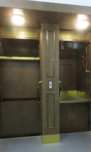 This Doorless Elevator Doesn't Stop or Slow Down - Atlas Obscura