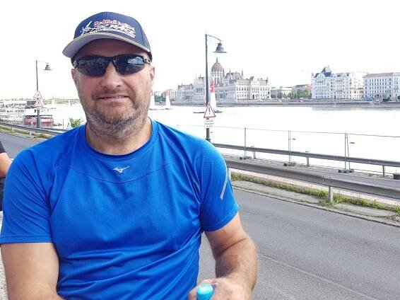 Hokejku jsem vyměnil za sklo a letecké modely, říká bývalý hokejista Tománek