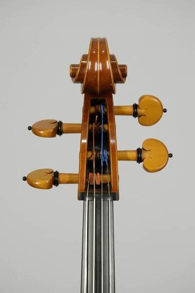 Violoncello 2013, opus 83 model A. Stradivari – Jan B. Špidlen a František Špidlen – mistři houslaři