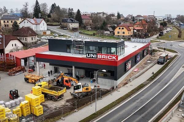 STAVBA NOVÉ PRODEJNY V NEPOMUKU | Unibrick s.r.o 