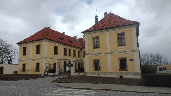 Kladenský zámek