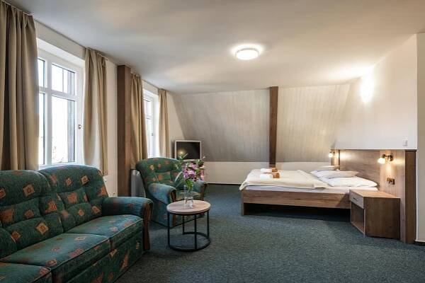 Valašský Hotel a Pivní lázně OGAR Luhačovice Exteriér fotografie