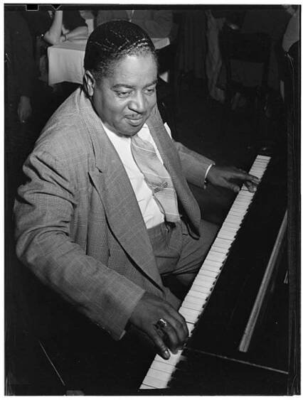 Play Boogie Woogie Piano