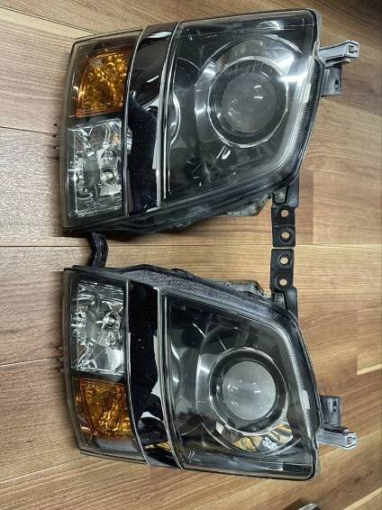 スズキ　ワゴンR　MH21S HIDヘッドライト左右