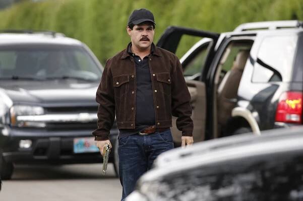 Marco de la O as drug trafficker Joaquín Guzmn Loera filming “El Chapo”