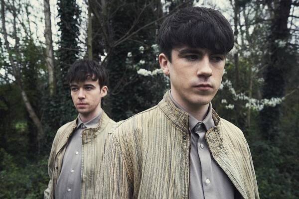 Hlas generace Z Declan McKenna přijede poprvé do Prahy