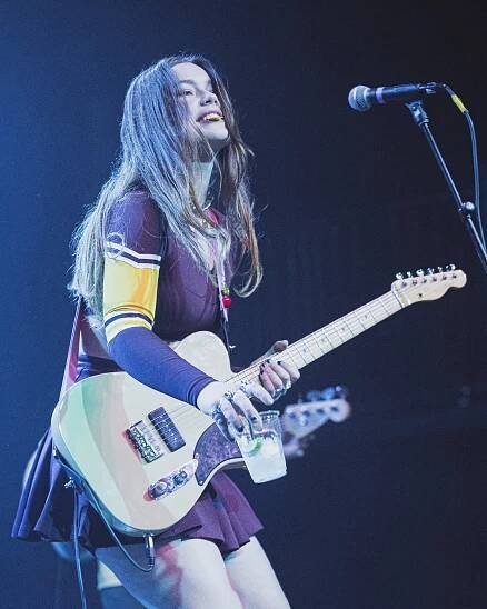 Music photos — Tom Dumont