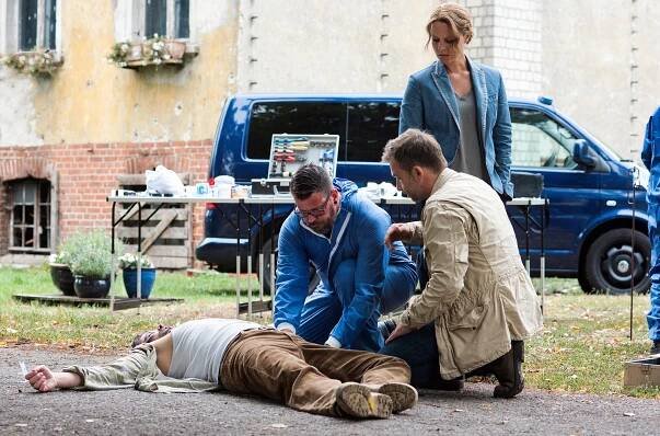 Volejte policii 110 - Heimatliebe (S48E04) (2019)