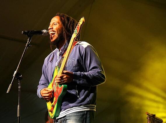 Soubor:Ziggy Marley Austin.jpg