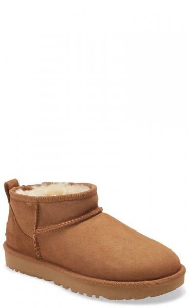 Ultra Mini Classic Boot