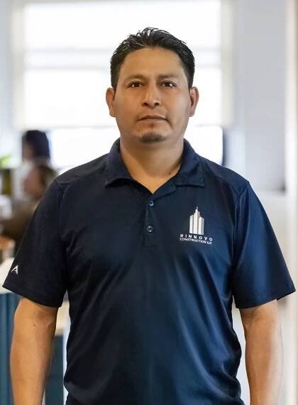 Benjamin Aguilar - Rinnovo Construction