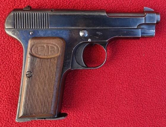 Pistole Beretta 1915 - Sběratelské zbraně
