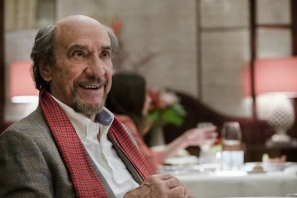F. Murray Abraham Loves His White Lotus Costar Jennifer Coolidge Just as Much as Everyone Else