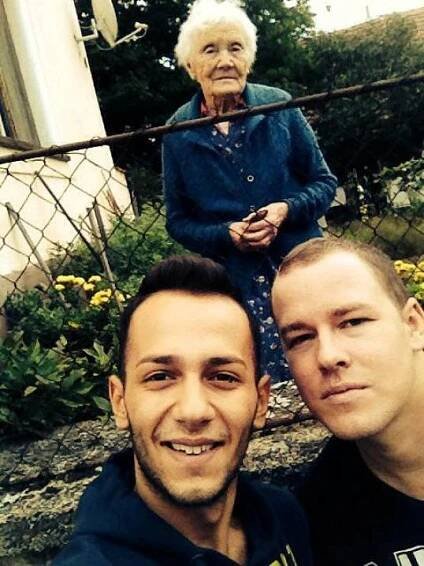Jako by se vůbec nezměnila: Konopnice (93) ze Slunce, sena se vzpírá času a je hvězdou vesnice