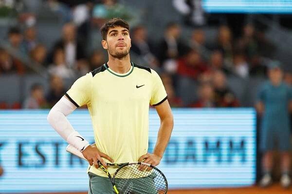 Alcaraz se odhlásil z Masters v Římě. O generálku na Roland Garros ho připraví přetrvávající zranění